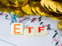 10万元做etf一年收入多少钱？买etf手续费和买股票一样吗？