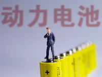 动力电池概念股龙头一览表最新2024